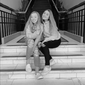 Meet your Posher, Sydney